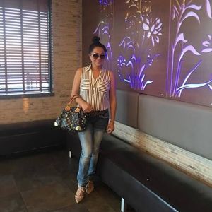 Meet your Posher, Thao